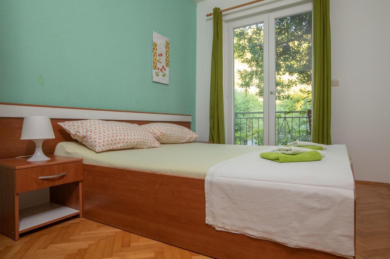 Vega Apartments Podgora Eksteriør bilde